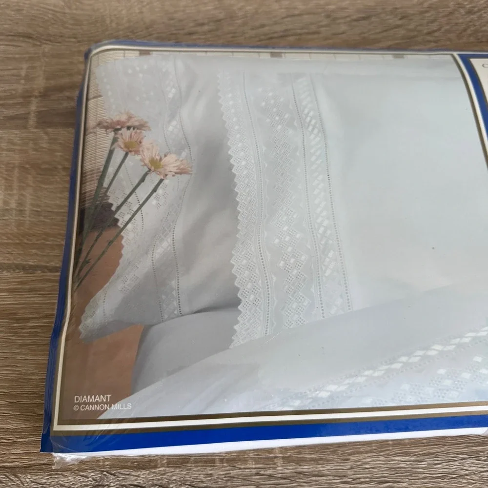 Cannon Royal Family Court of Versailles Queen Flat Sheet White Diamant 250TC